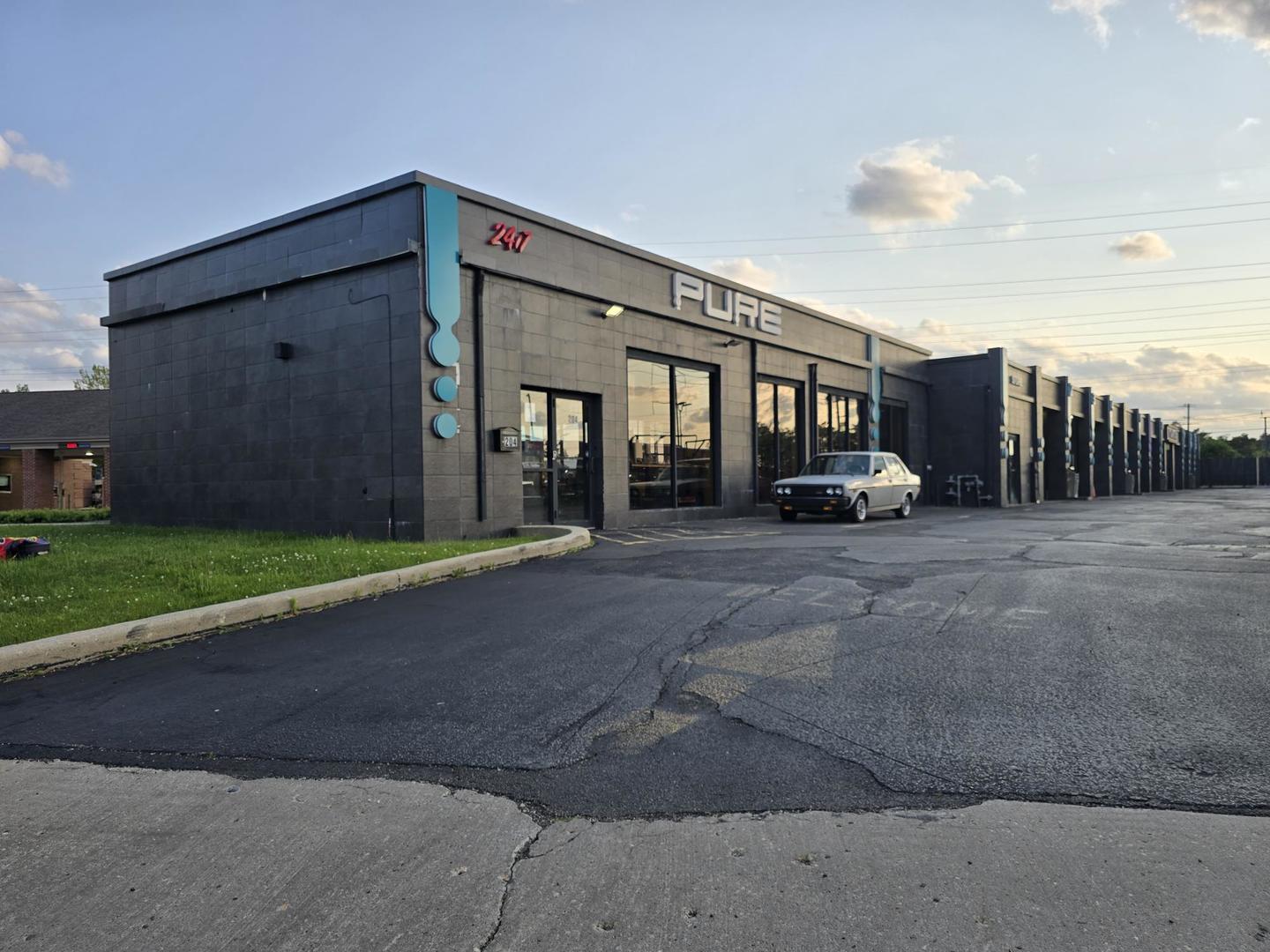 204 Skokie Boulevard, Northbrook, IL