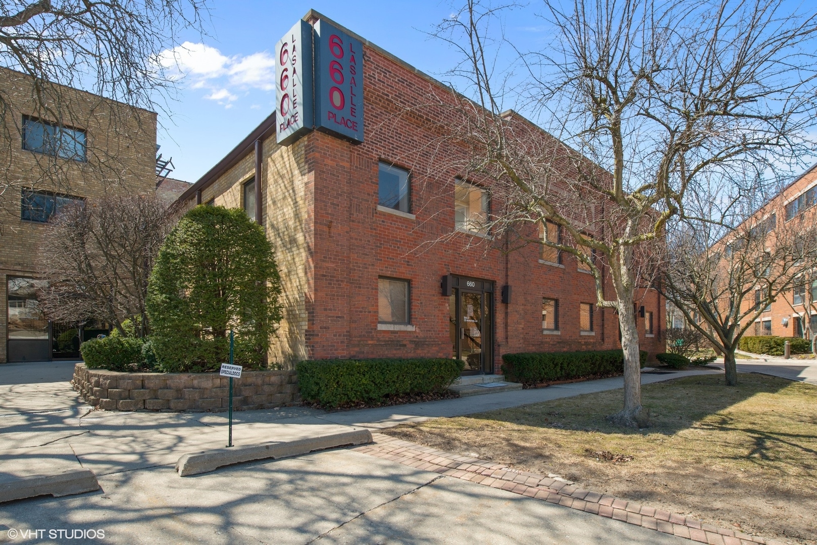 660 La Salle Place, Highland Park, IL