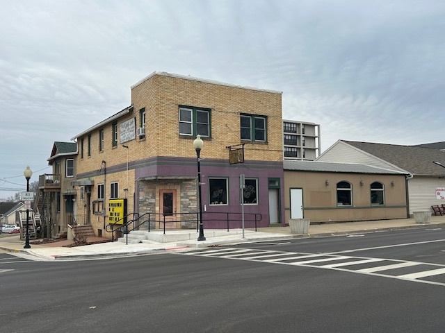 2102 4th Street, Peru, IL