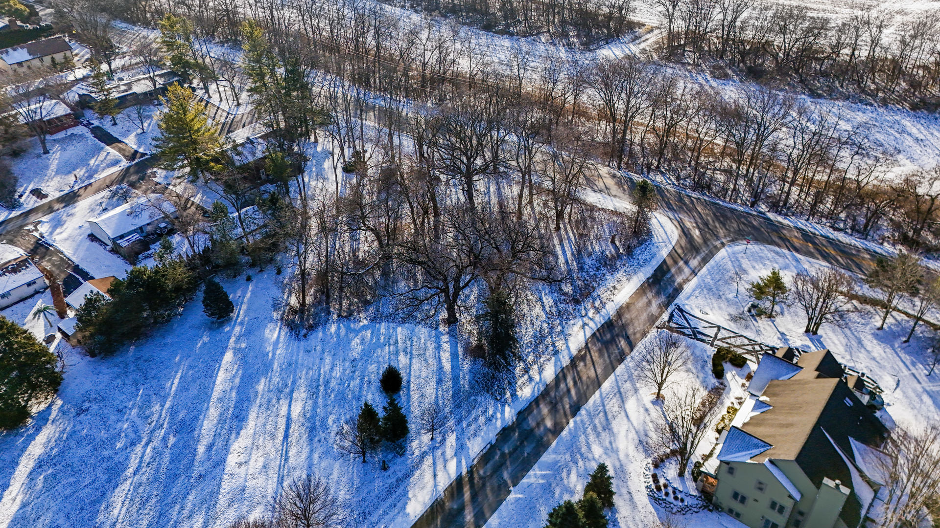 9814 River Bluff Lane, Fox River Grove, IL