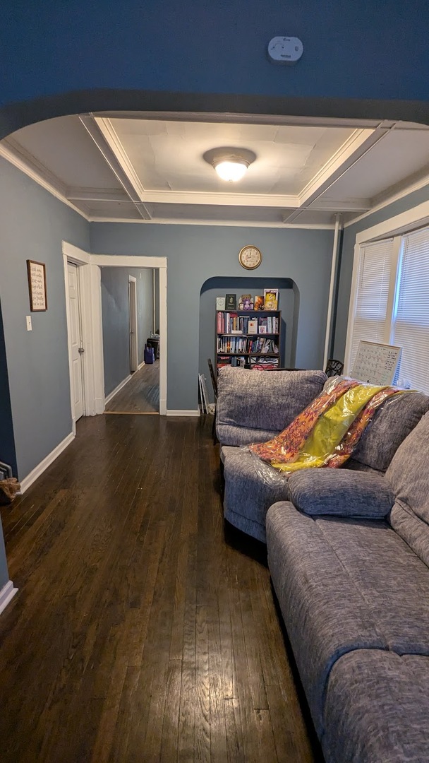 7421 S Dante Avenue, Chicago, IL