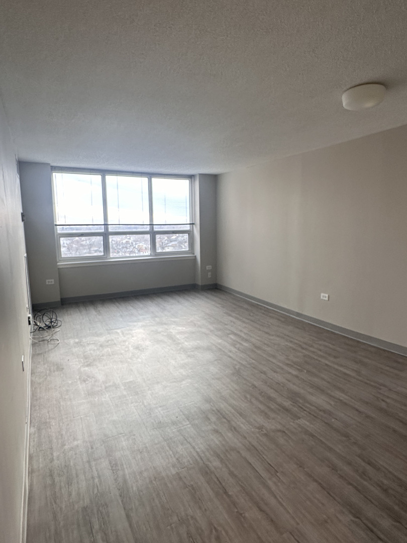 8975 W Golf Road #625, Niles, IL