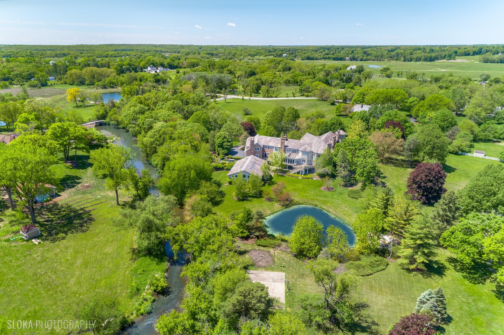 560 Oak Knoll Road, Barrington Hills, IL