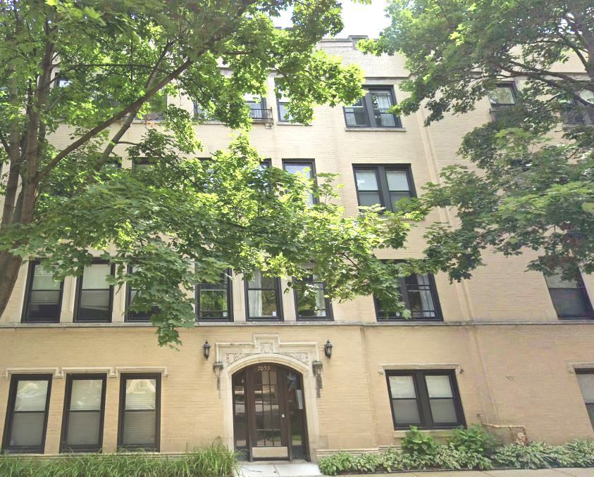 7059 N Damen Avenue #2N, Chicago, IL