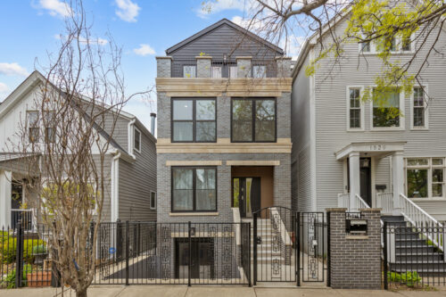 1522 W Wolfram Street, Chicago, IL