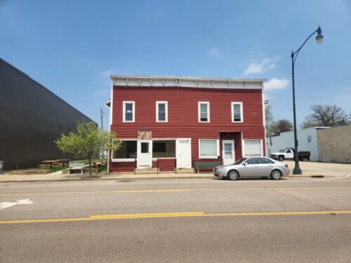 146 E LINCOLN Avenue, Hinckley, IL