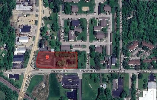 999 S Eastwood Drive, Woodstock, IL