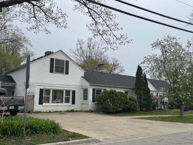 1010 E Illinois Street, Wheaton, IL