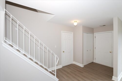 4990 Lichfield Drive, Hoffman Estates, IL