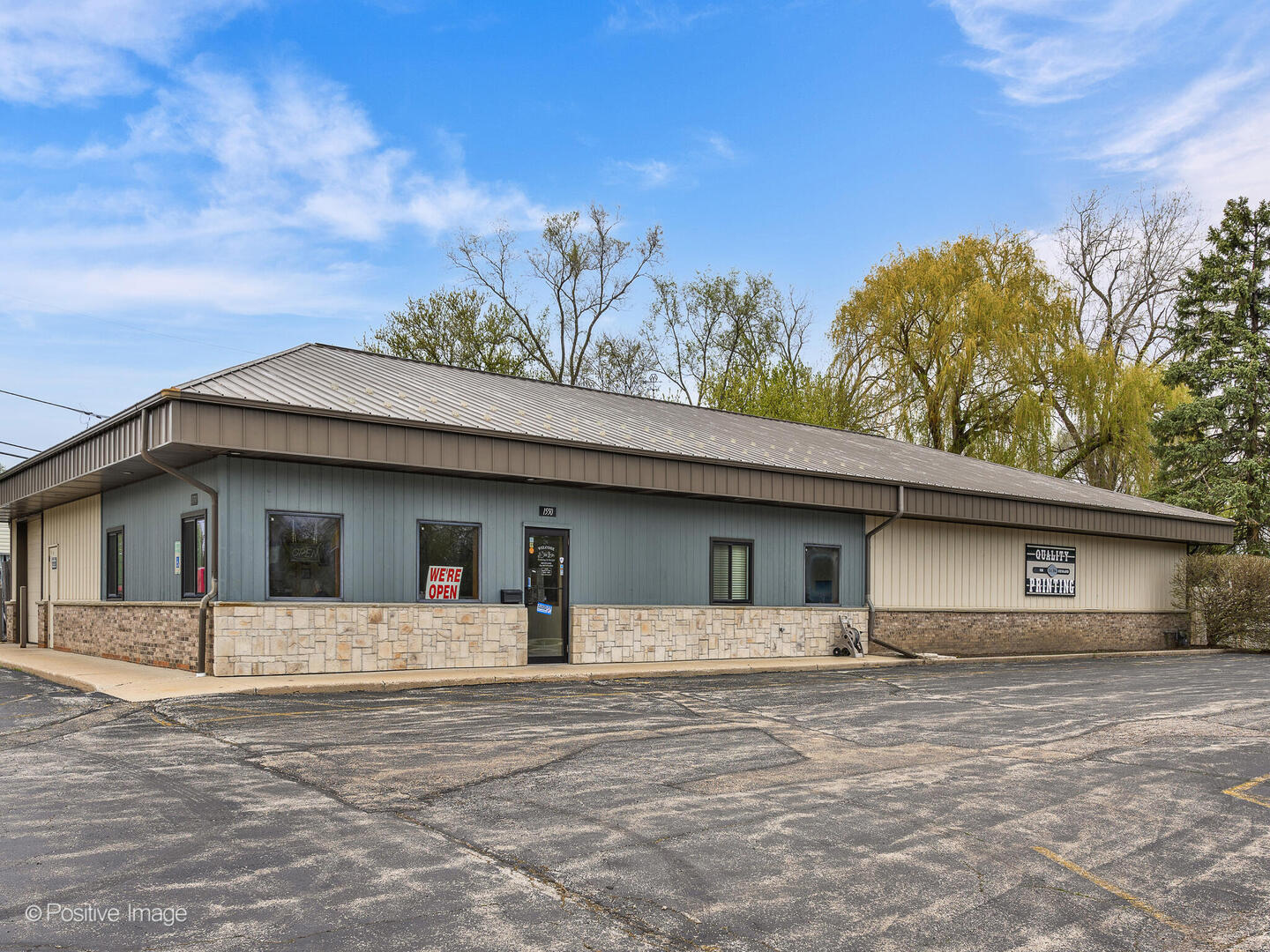 1550 Green Bay Road, North Chicago, IL