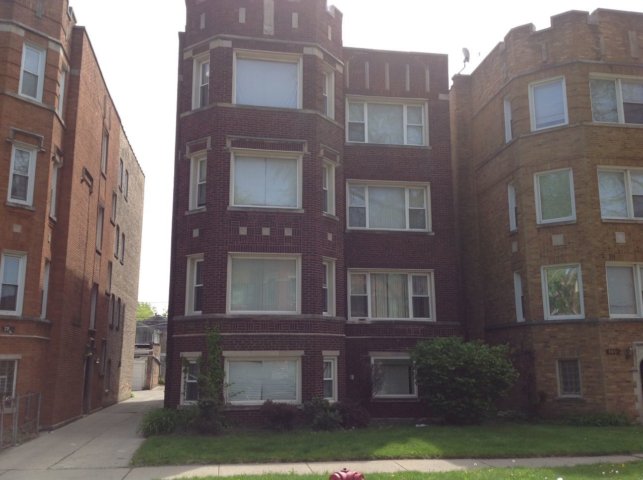 7965 S Phillips Avenue, Chicago, IL