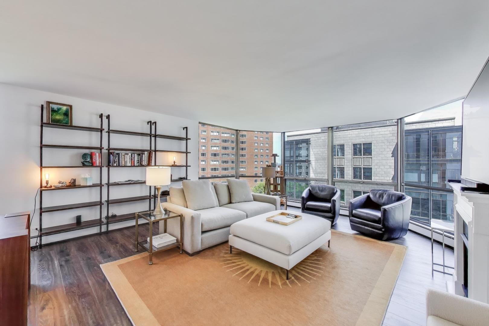 1310 N Ritchie Court #9D, Chicago, IL