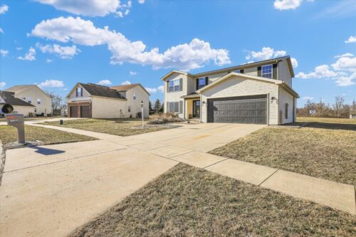 905 Bergamot Street, Savoy, IL