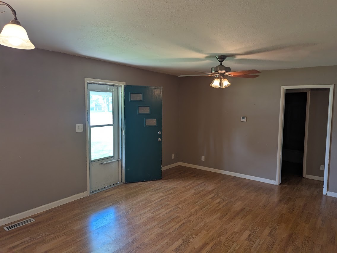 707 E Van Allen Street, Tuscola, IL