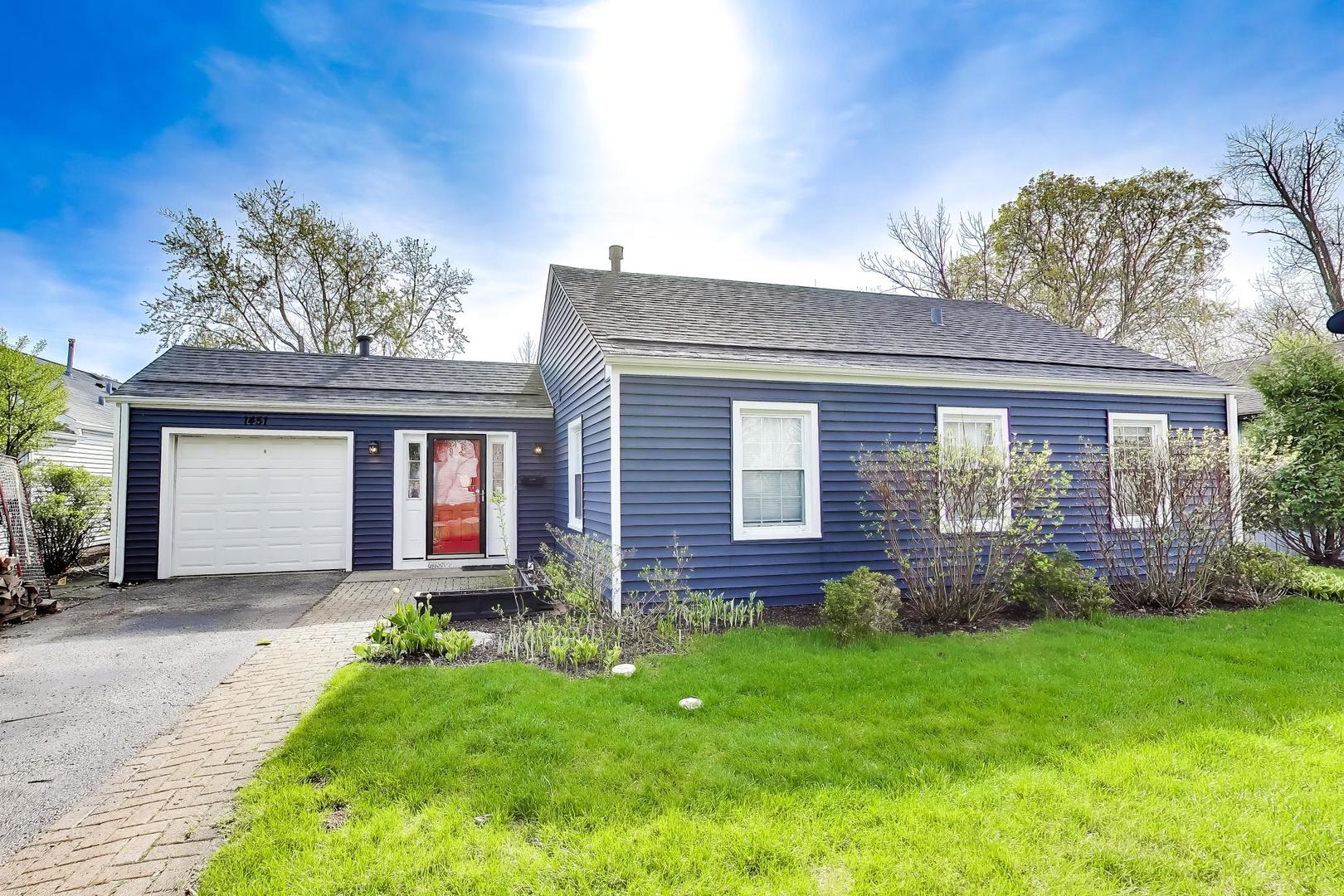 1451 Sycamore Lane, Northbrook, IL