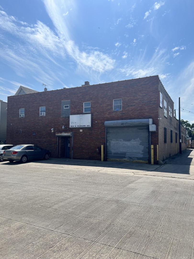 1626 N Kilbourn Avenue, Chicago, IL