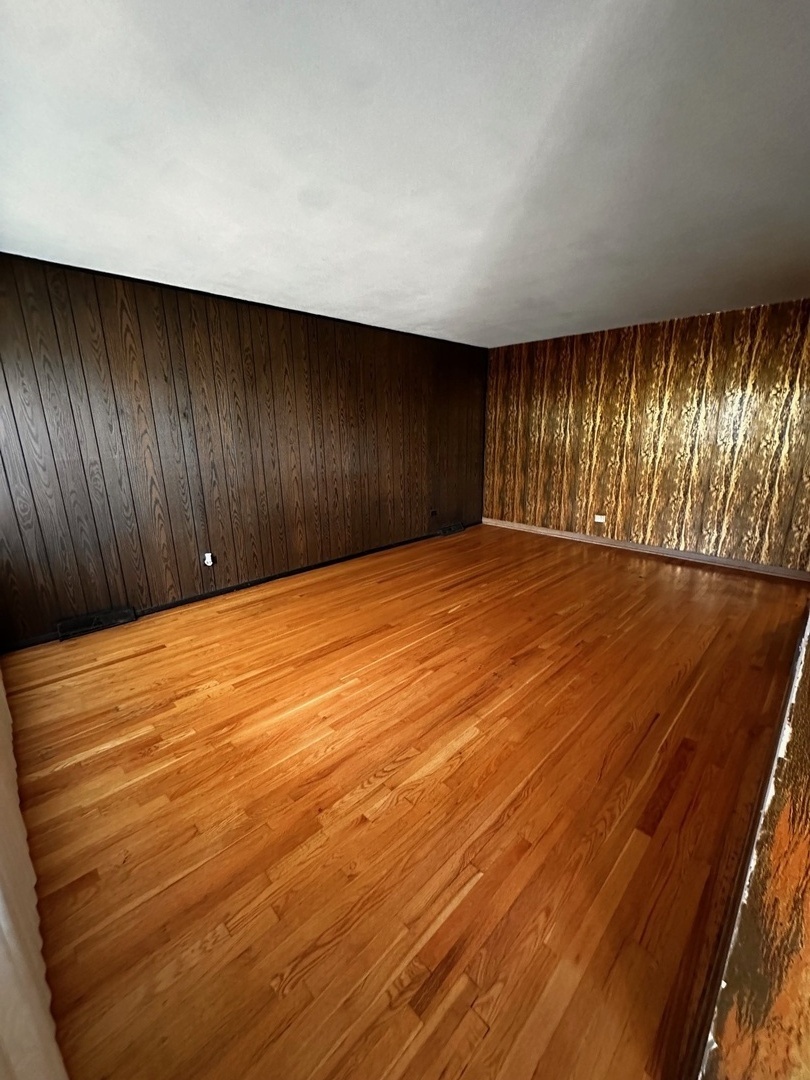 14417 Dorchester Avenue, Dolton, IL