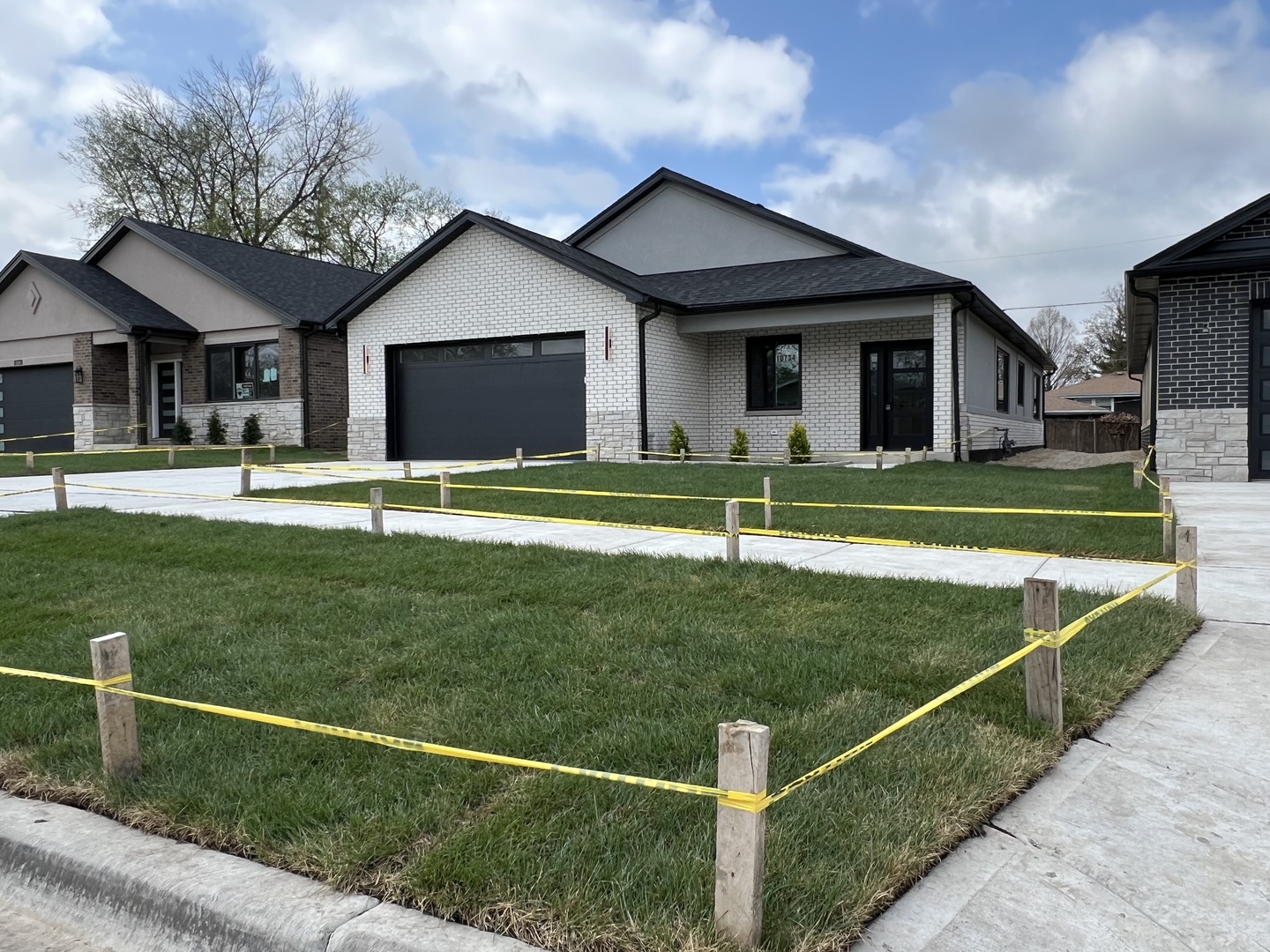 10718 S Worth Avenue, Worth, IL