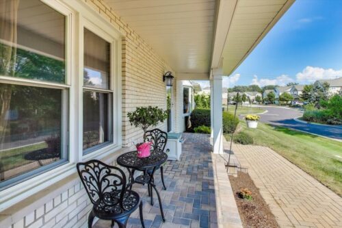 48 W Brentwood Drive, Palatine, IL