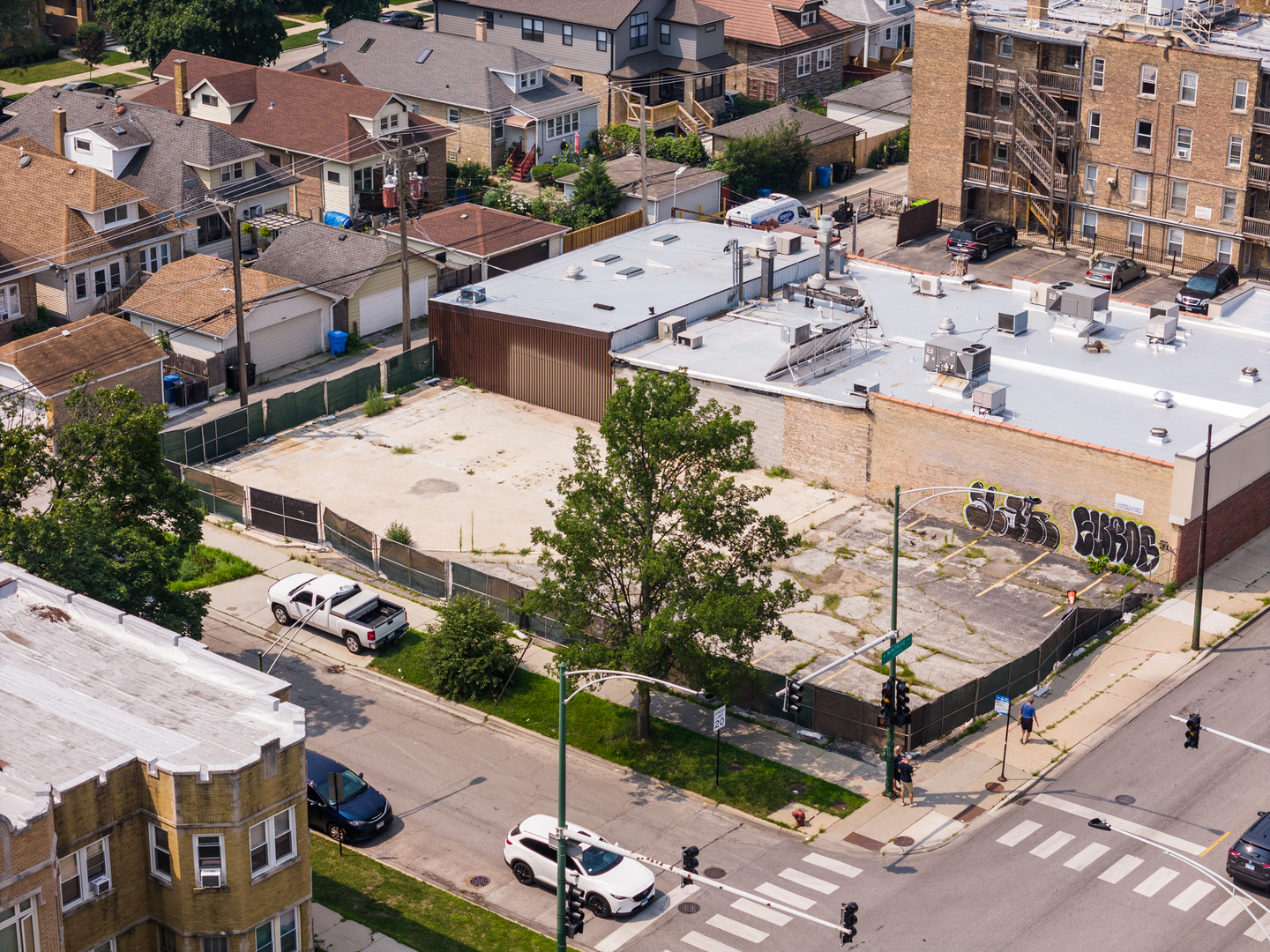 5401 W Montrose Avenue, Chicago, IL