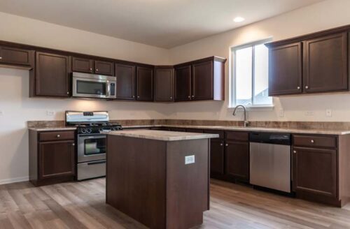 933 WILLOW Road, Manteno, IL