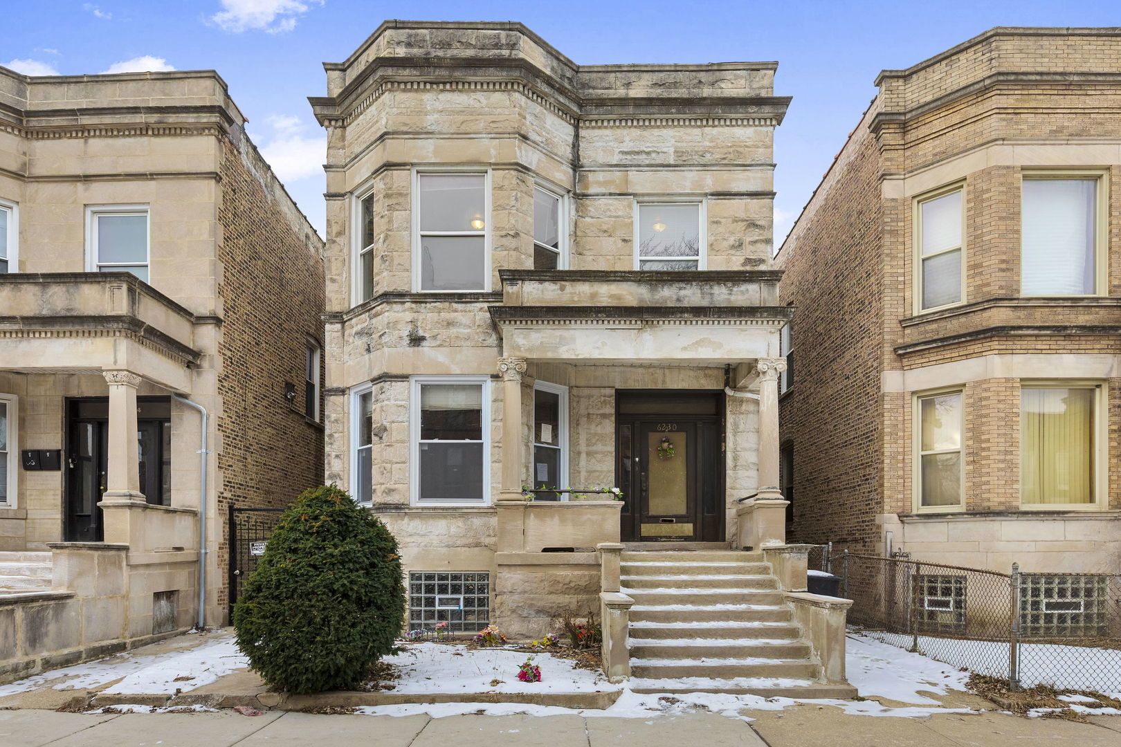 6230 S Langley Avenue, Chicago, IL