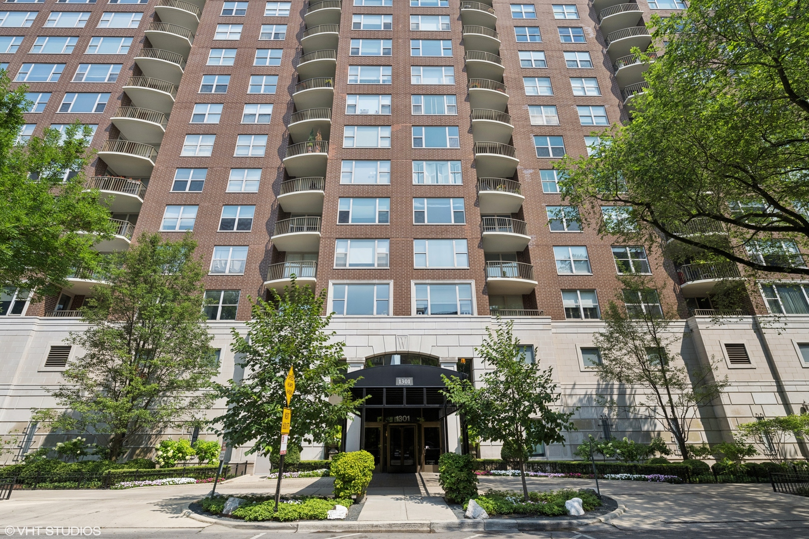 1301 N DEARBORN Street #906, Chicago, IL