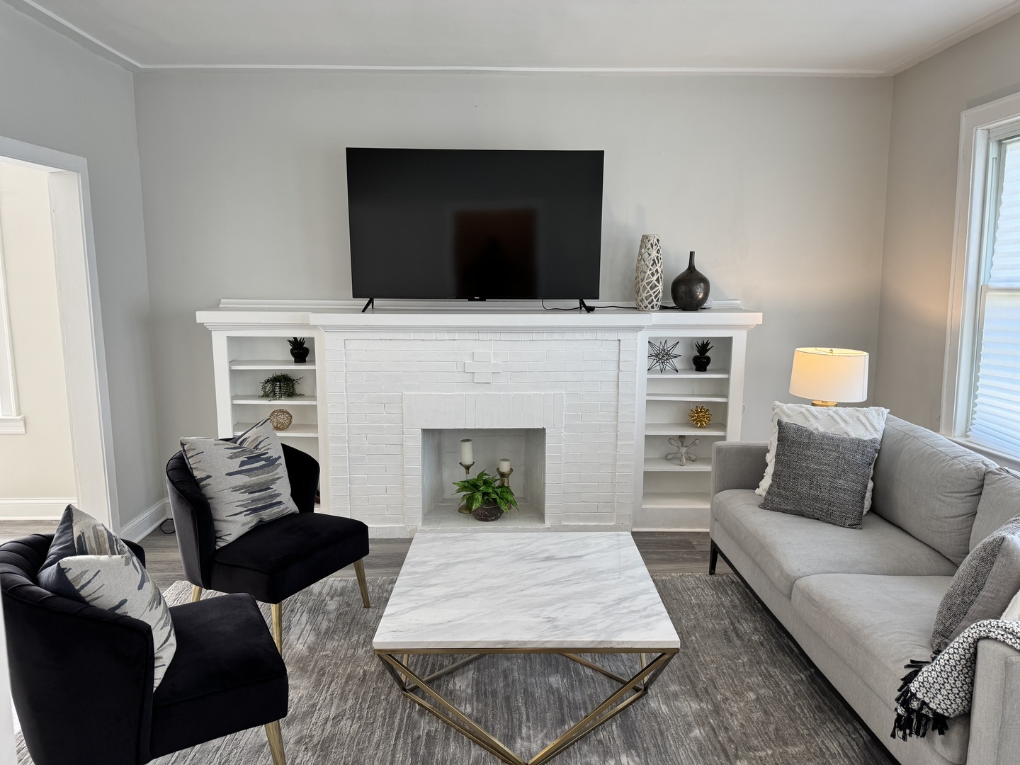 822 E 87th Place, Chicago, IL