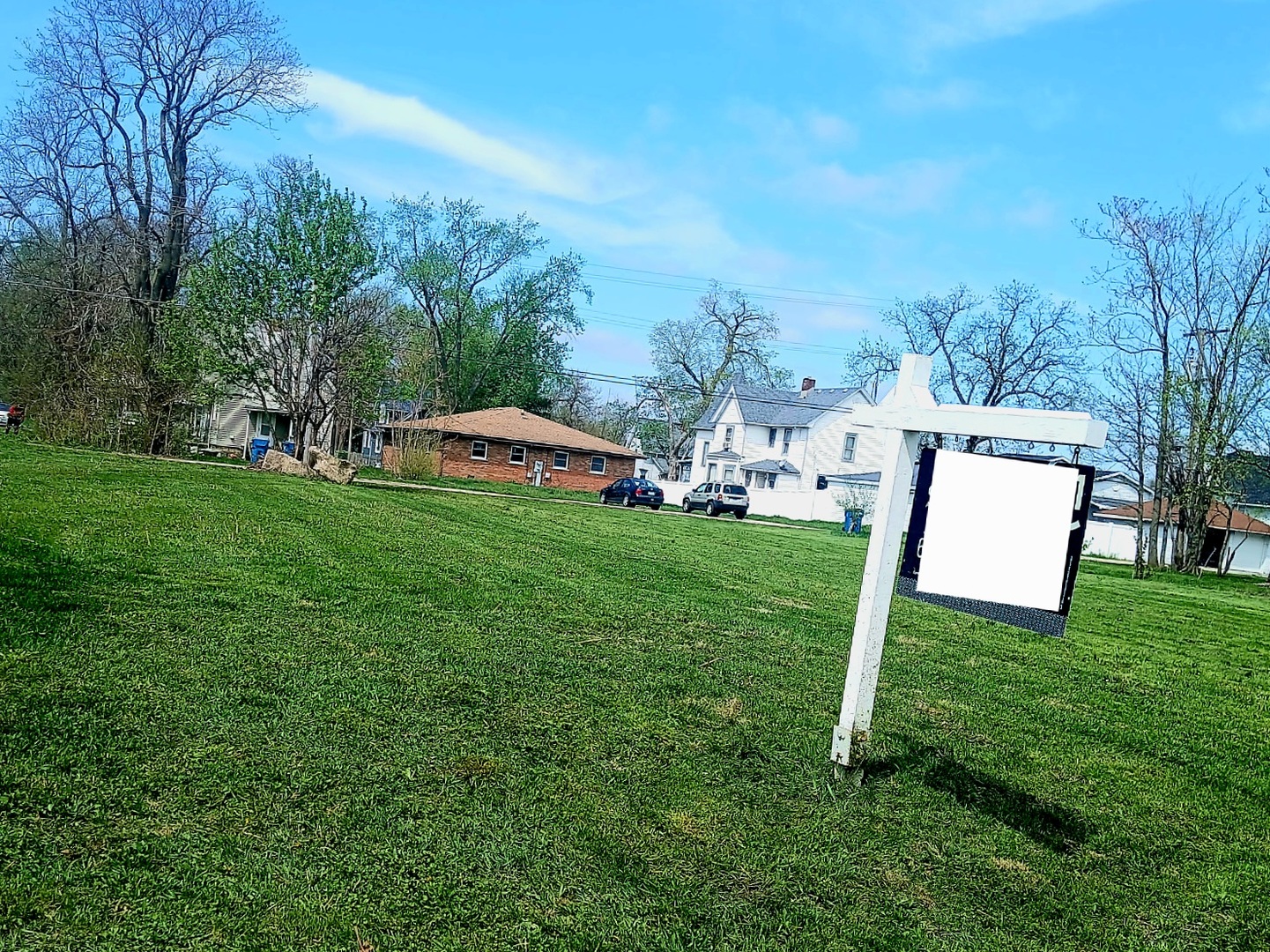 215 N Rosewood Avenue, Kankakee, IL