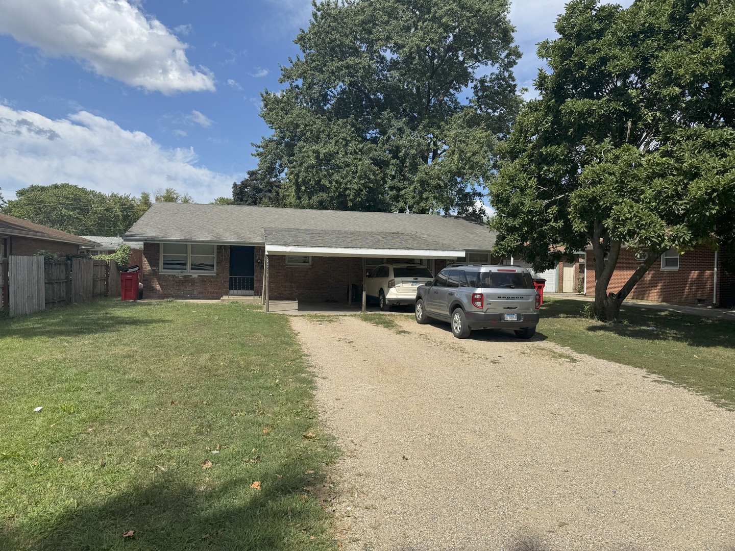 1507 N Mckinley Avenue, Champaign, IL