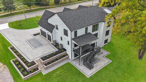 15W670 83rd Street, Burr Ridge, IL