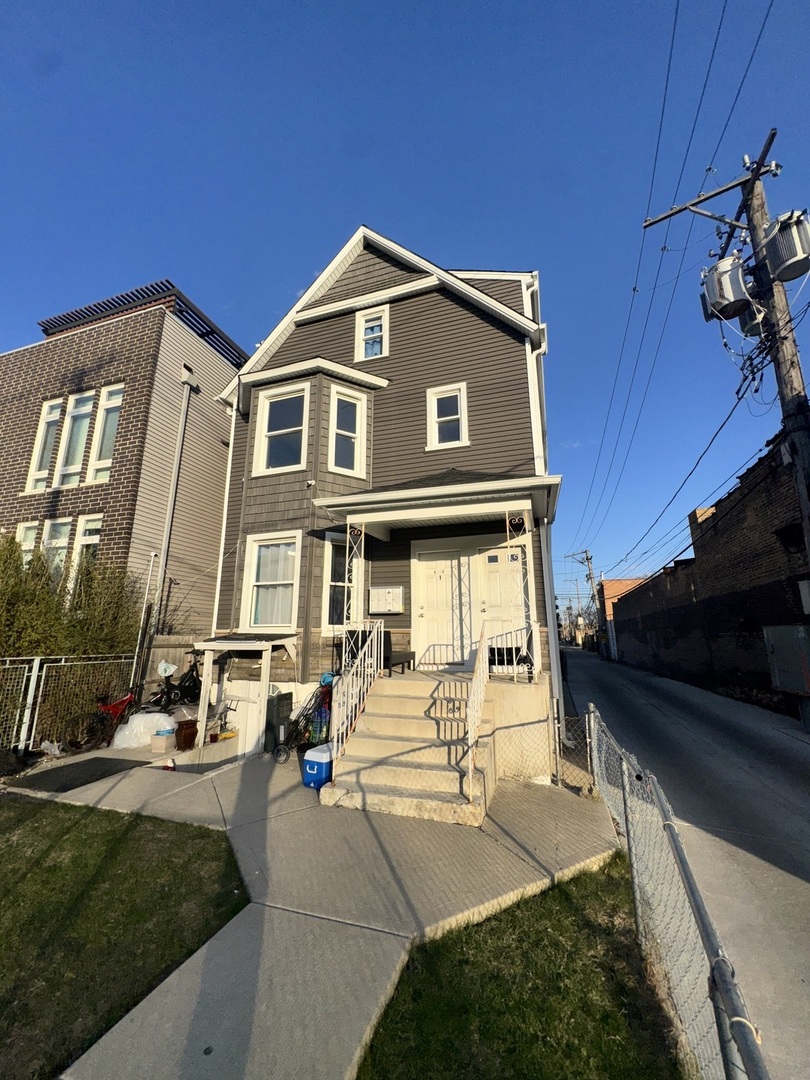 5015 N Kimberly Avenue, Chicago, IL