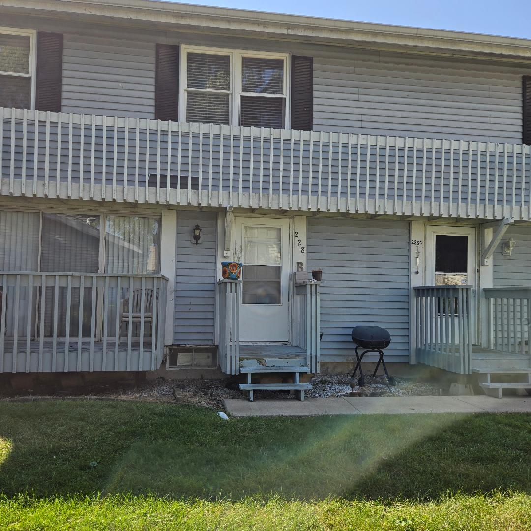 228 ELKHORN Court #B, Bolingbrook, IL