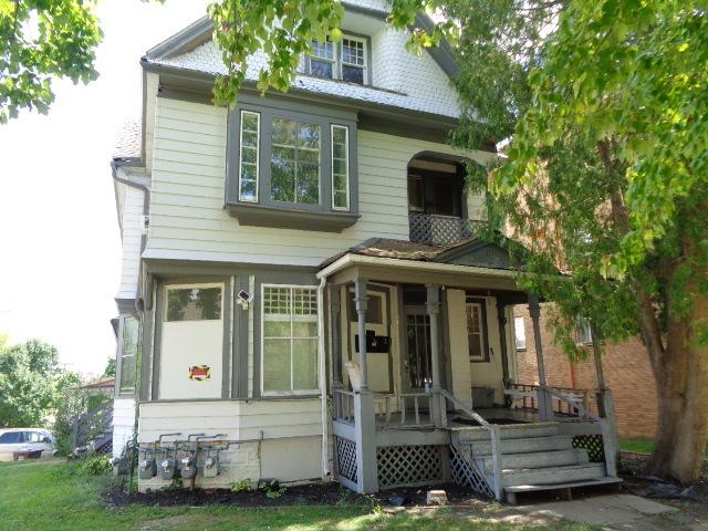 735 N Court Street, Rockford, IL