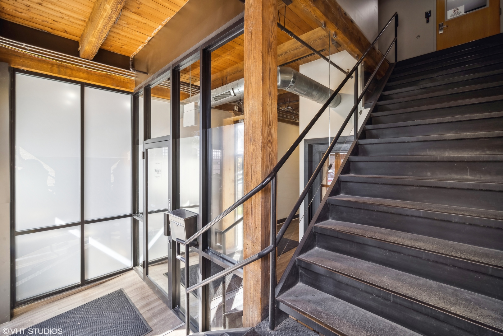1348 W Concord Place, Chicago, IL