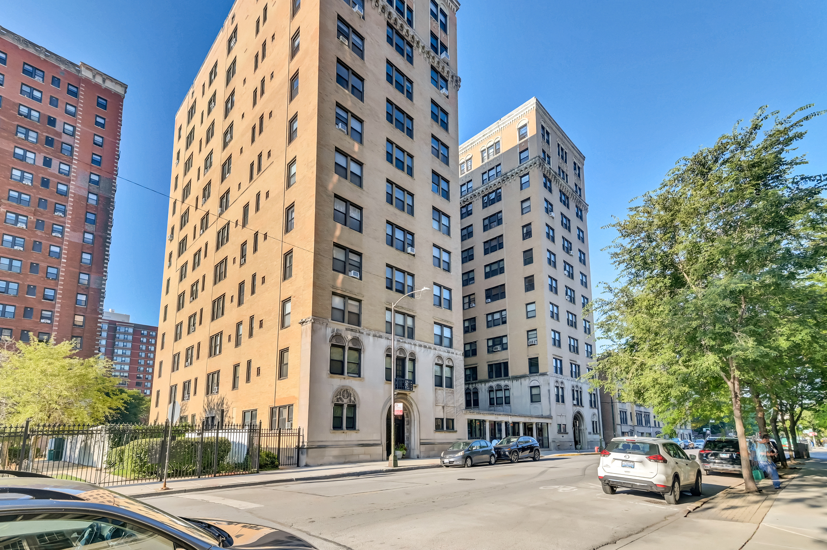 1755 E 55th Street #301, Chicago, IL