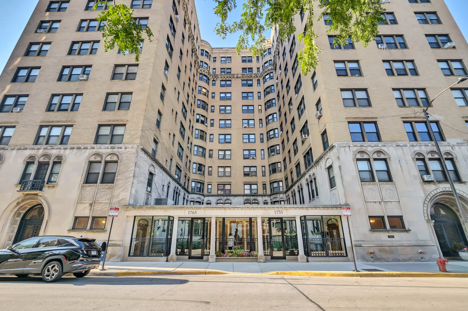 1755 E 55th Street #301, Chicago, IL