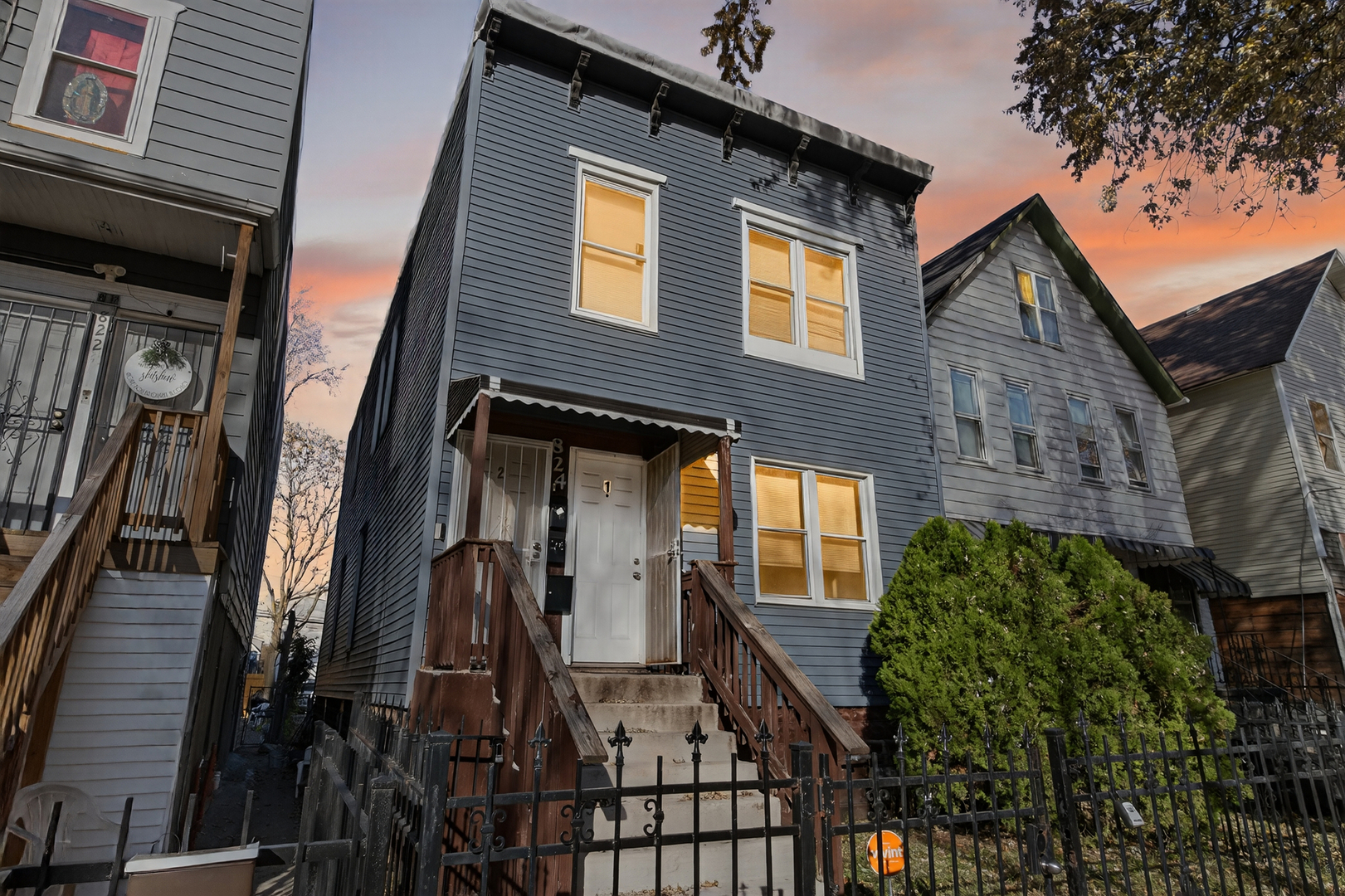 824 E 89th Place, Chicago, IL