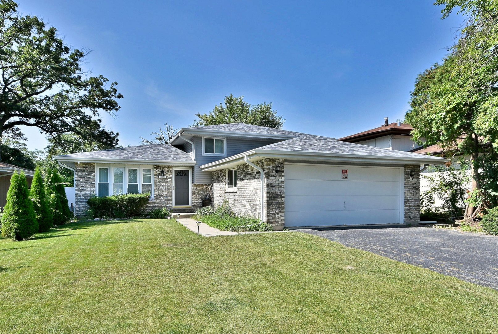 16138 Lockwood Avenue, Oak Forest, IL