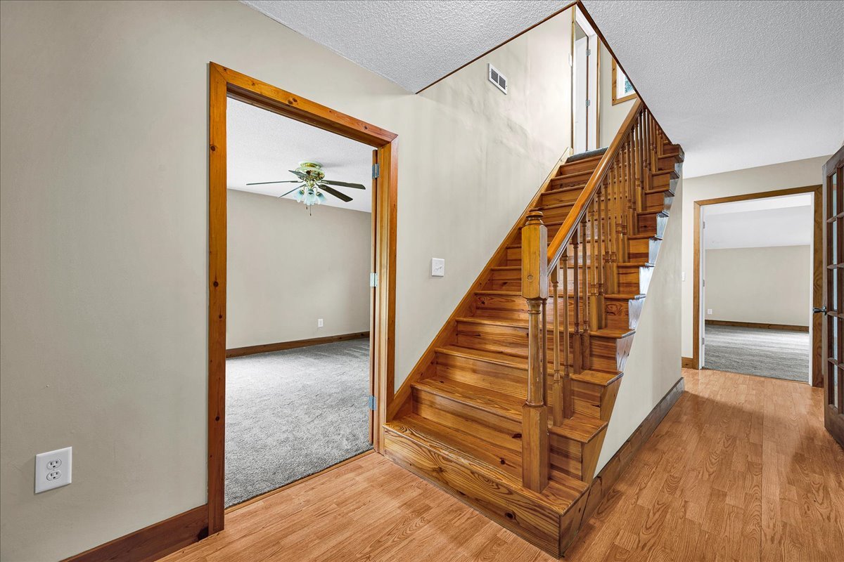 116 Lakeview Drive, East Galesburg, IL