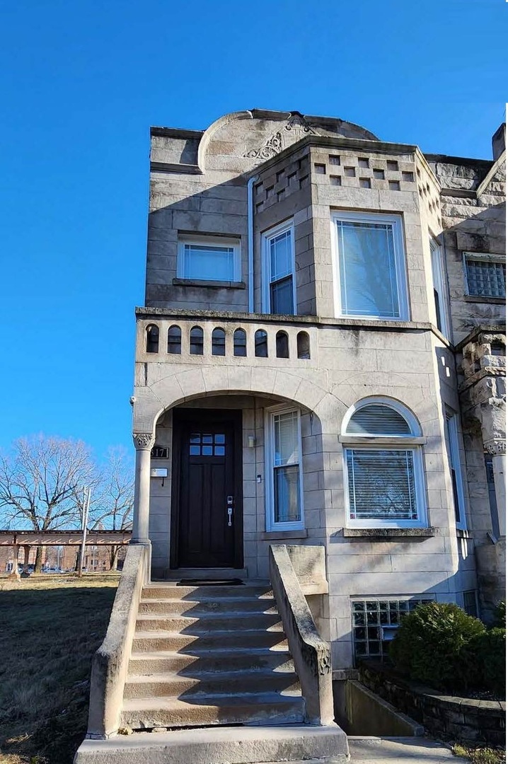5317 S Prairie Avenue, Chicago, IL