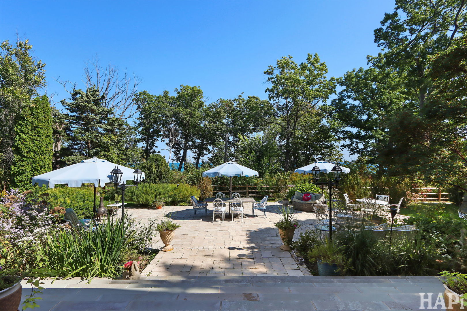 34 Logan Loop, Highland Park, IL