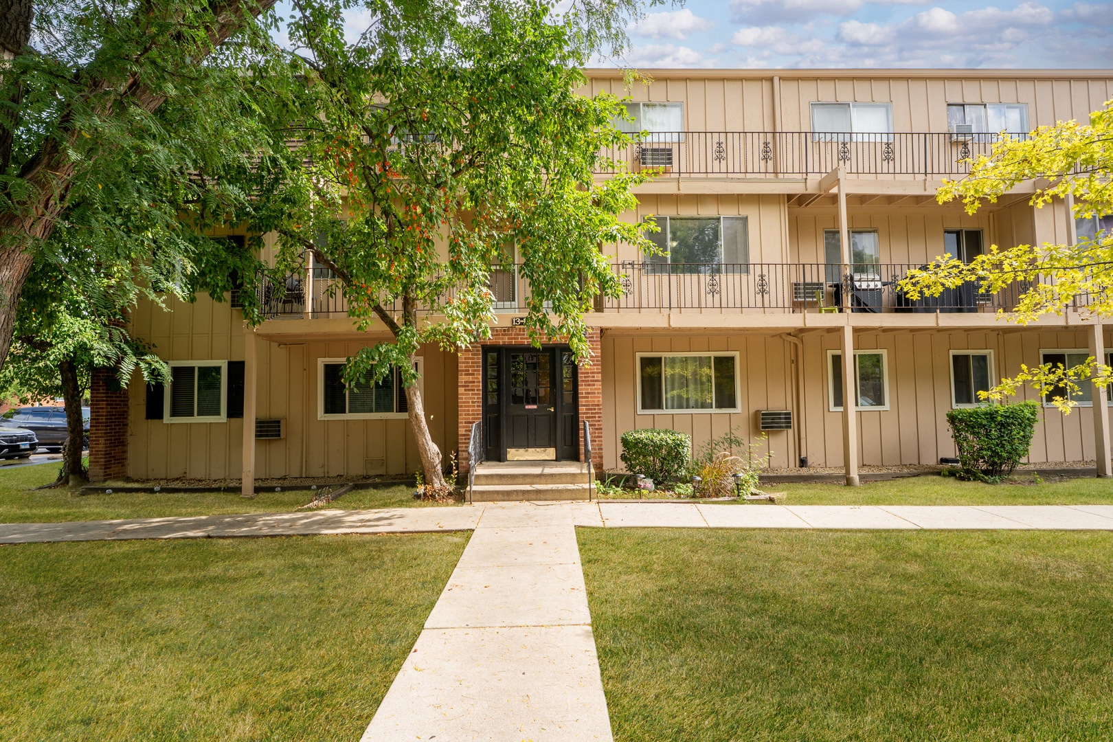 2504 Algonquin Road #14, Rolling Meadows, IL