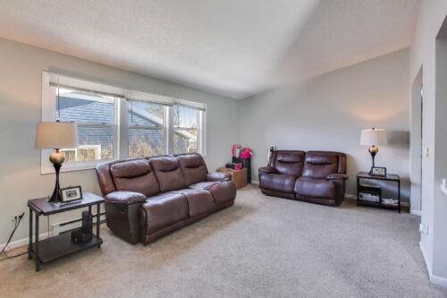 627 Chardonnay Lane, Crystal Lake, IL