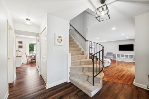 481 Sussex Court, Buffalo Grove, IL