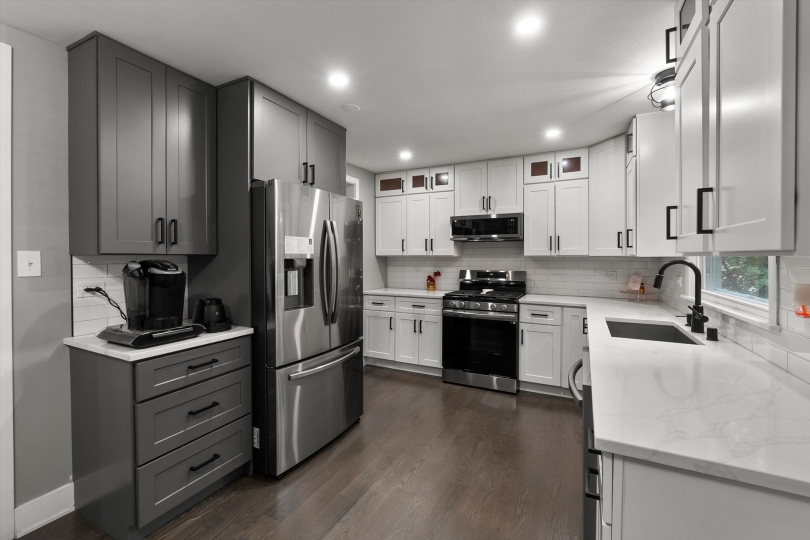 17803 Dogwood Lane, Hazel Crest, IL