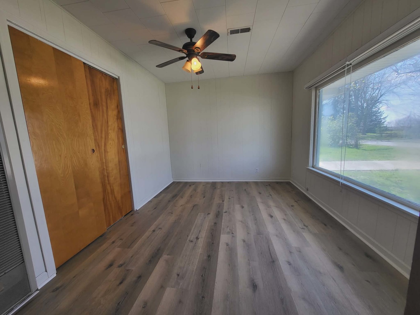 405 S Grove Street, Colfax, IL