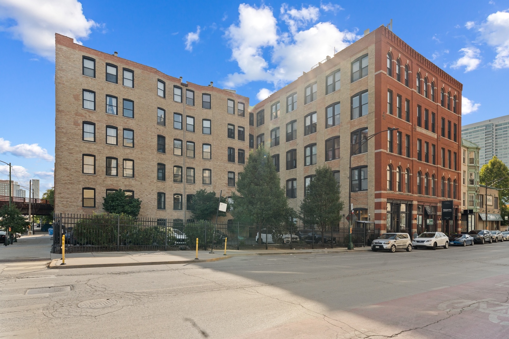 525 N Halsted Street #215, Chicago, IL