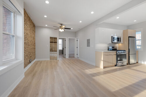 7423 N Clark Street #2, Chicago, IL