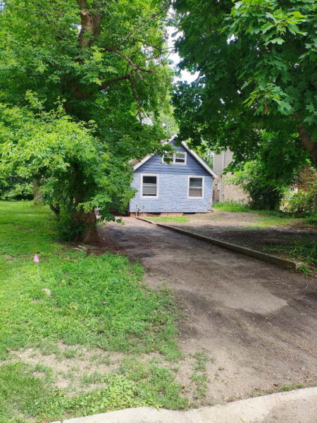 204 W Ellis Avenue, Libertyville, IL